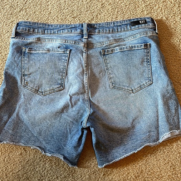 Kut From the Kloth womens Jean shorts size 14 Very gently used - Picture 2 of 6